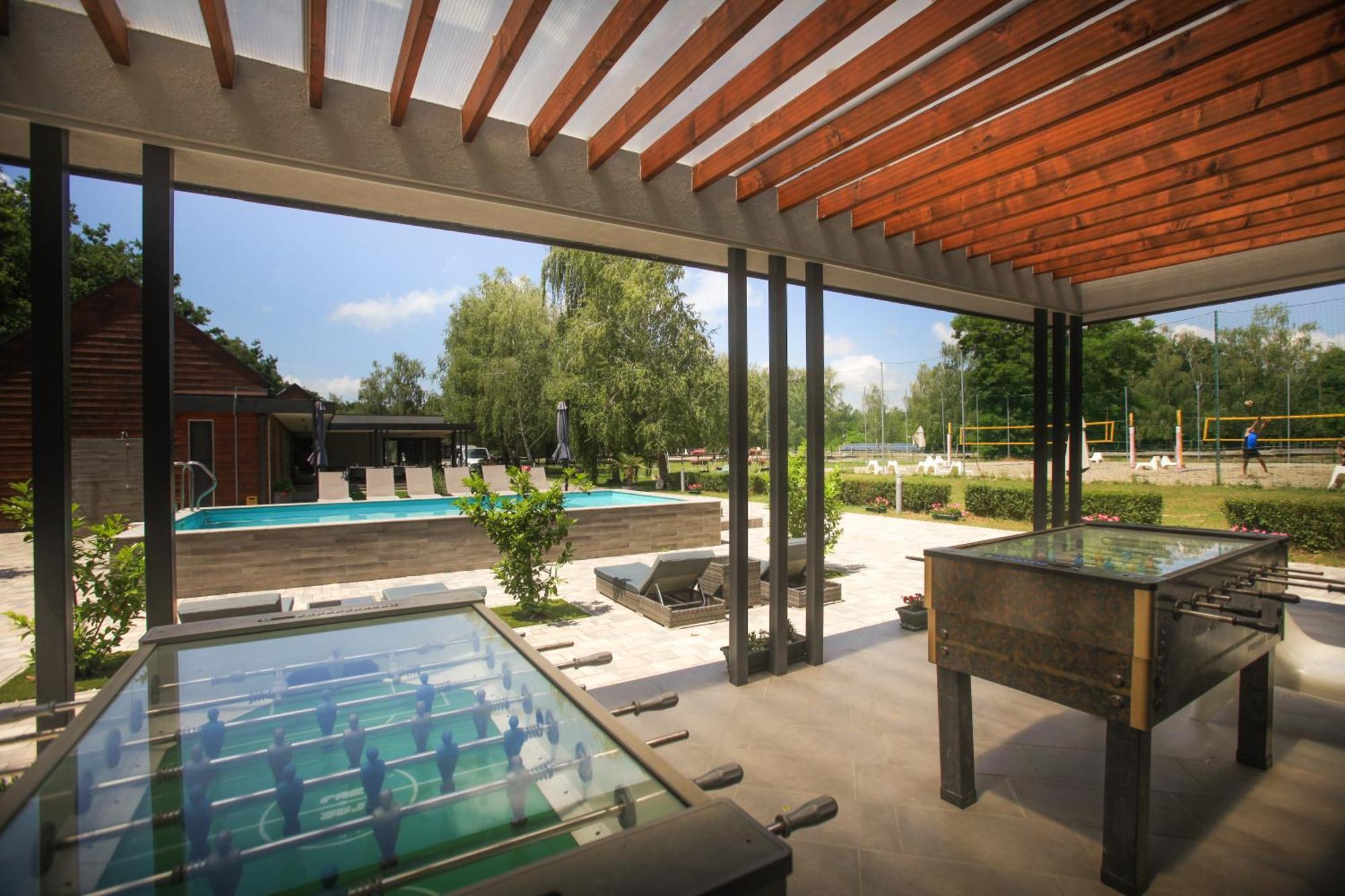 Mohacsi Wellness Vendeghaz Es Lovasklub Hotel Ngoại thất bức ảnh